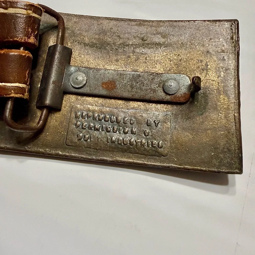 Men's Tandy Leather Belt‎ With Colt Revolvers Belt Buckle Size 42 (0167)A6